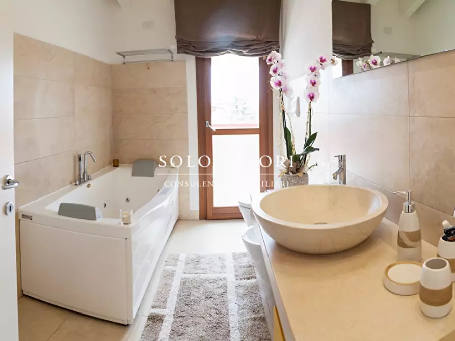 Immagine 3 di Appartamento in vendita  a Castelfranco Veneto