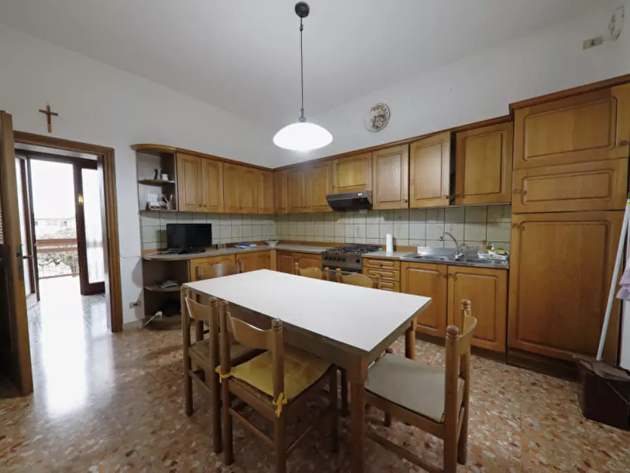 Immagine 5 di Casa indipendente in vendita  in Via Roma Est a Ospedaletto Euganeo