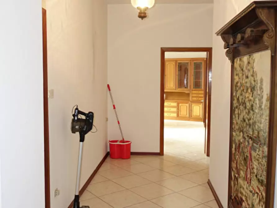 Immagine 19 di Appartamento in vendita  in Roverè della Luna Via dei Mulini a Roverè Della Luna