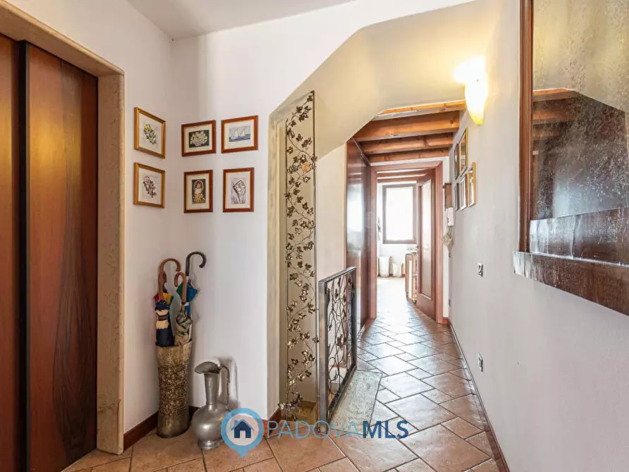 Immagine 1 di Appartamento in vendita  in Via Roma 90 a Padova