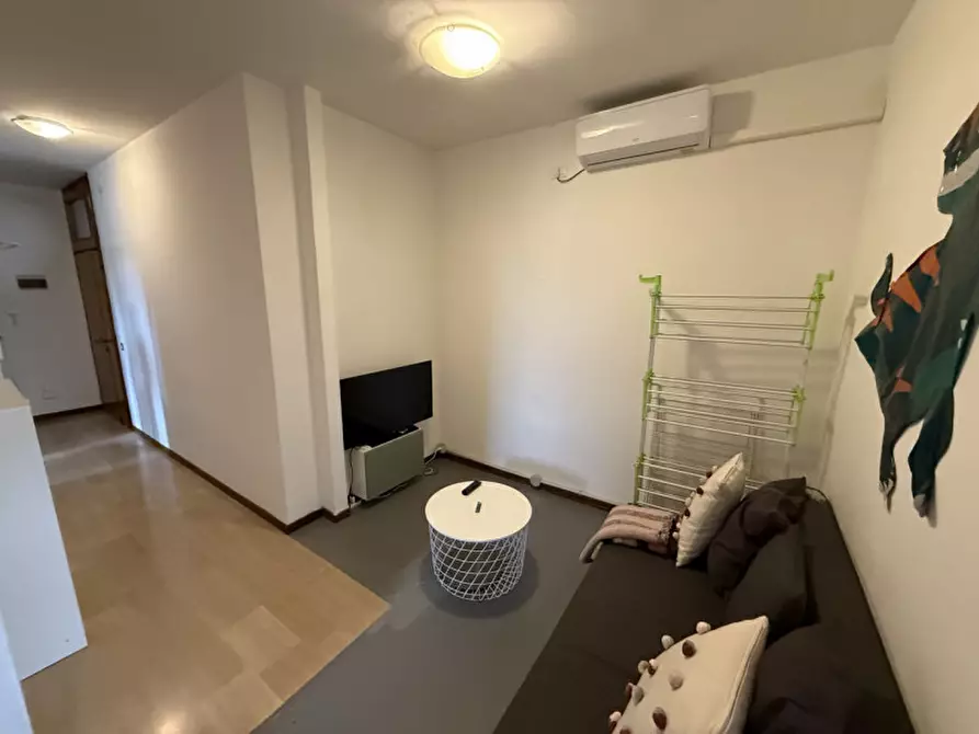 Immagine 2 di Appartamento in vendita  a Padova