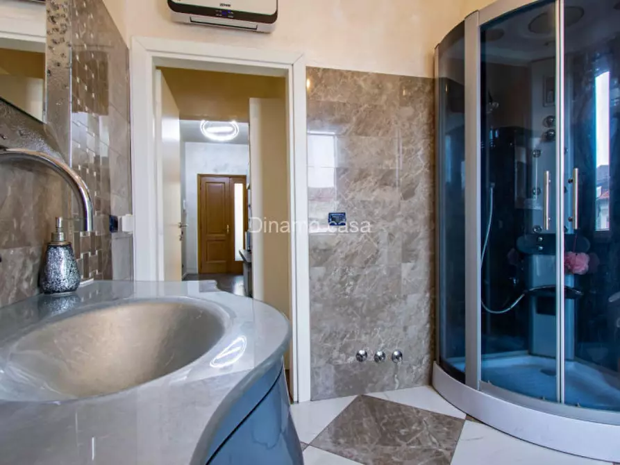 Immagine 13 di Appartamento in vendita  in Via Sant'Anna di Stazzema a Prato