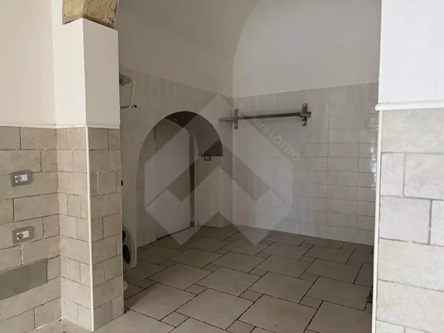 Immagine 3 di Negozio in affitto  in Corso Cavour a Andria