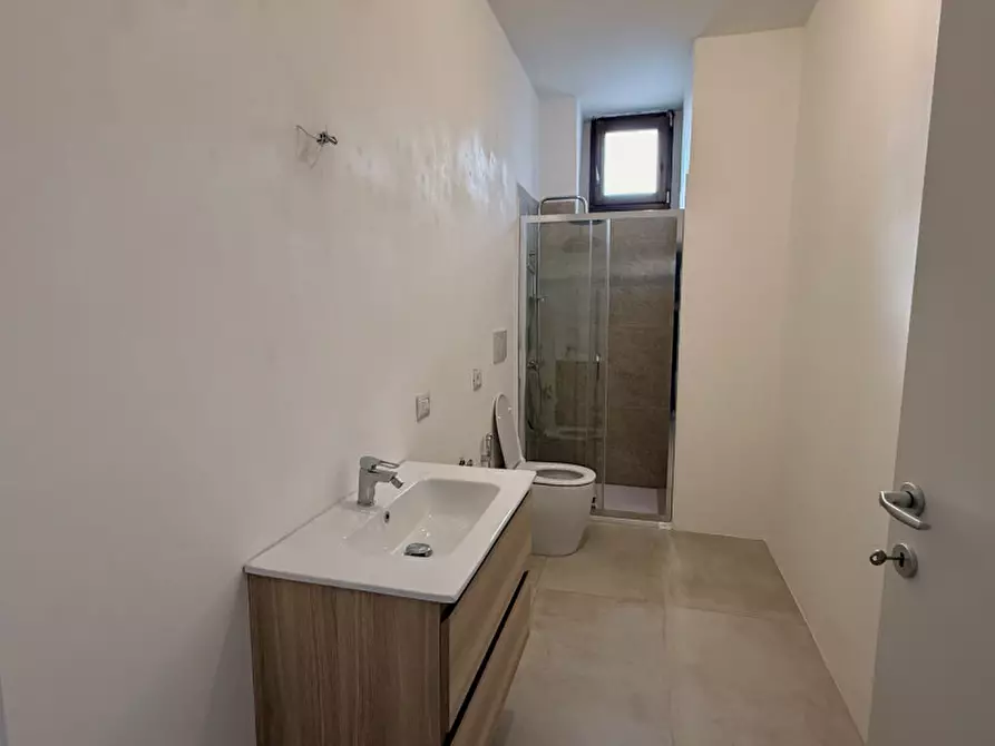 Immagine 7 di Appartamento in vendita  in via piave a Lonato del Garda