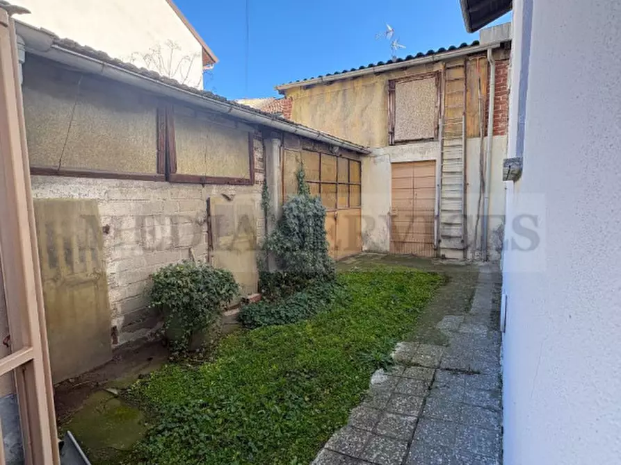 Immagine 30 di Casa indipendente in vendita  in via Dorno n° 51 a Garlasco
