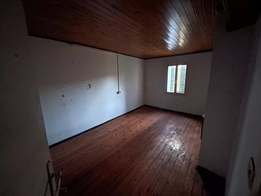 Immagine 7 di Rustico / casale in vendita  in via valcavasia a Cavaso Del Tomba