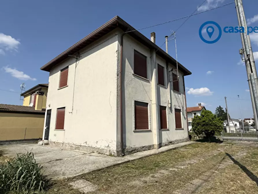 Immagine 1 di Casa indipendente in vendita  in Via Antonio Gramsci, 3 a Gavello