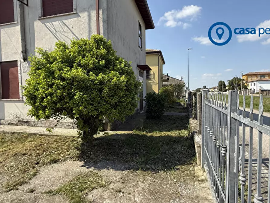 Immagine 4 di Casa indipendente in vendita  in Via Antonio Gramsci, 3 a Gavello