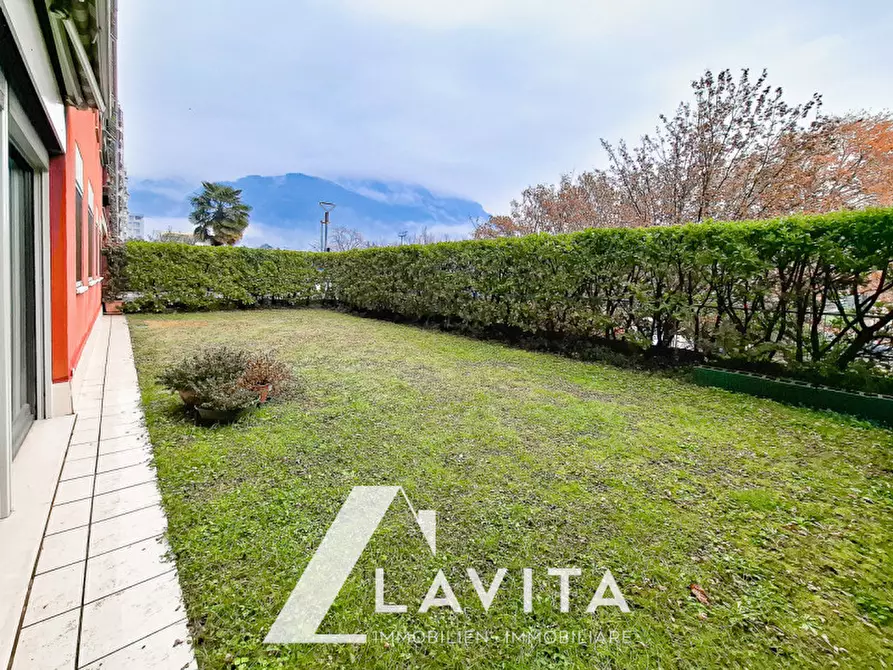 Immagine 12 di Appartamento in vendita  in Via Resia - Reschenstraße a Bolzano