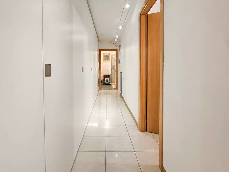 Immagine 18 di Appartamento in vendita  in Via Resia - Reschenstraße a Bolzano