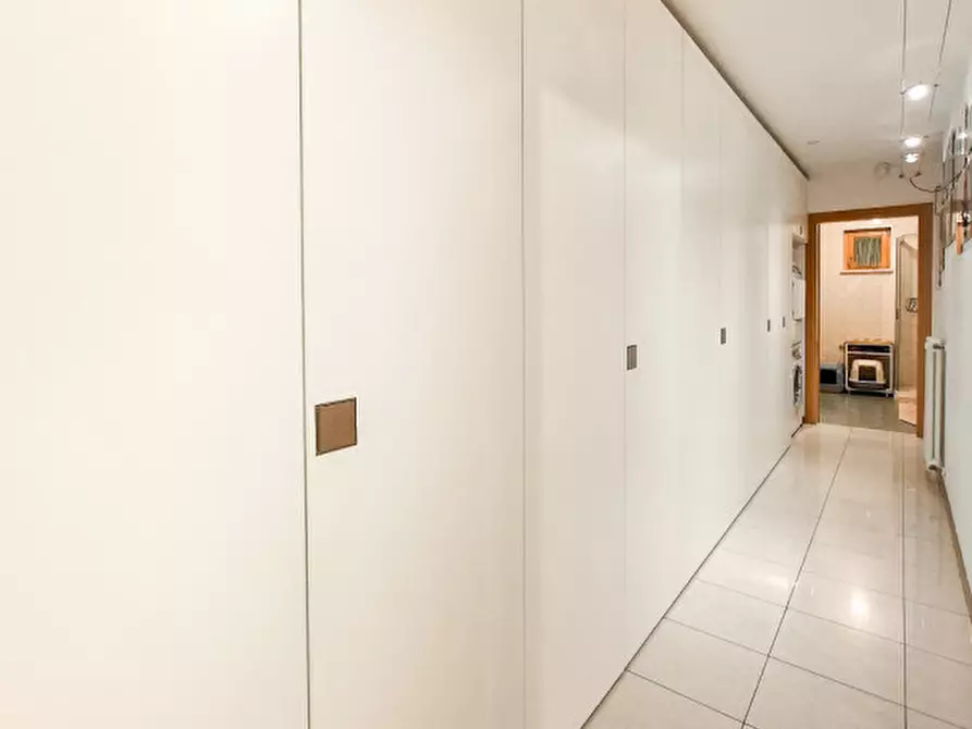 Immagine 19 di Appartamento in vendita  in Via Resia - Reschenstraße a Bolzano