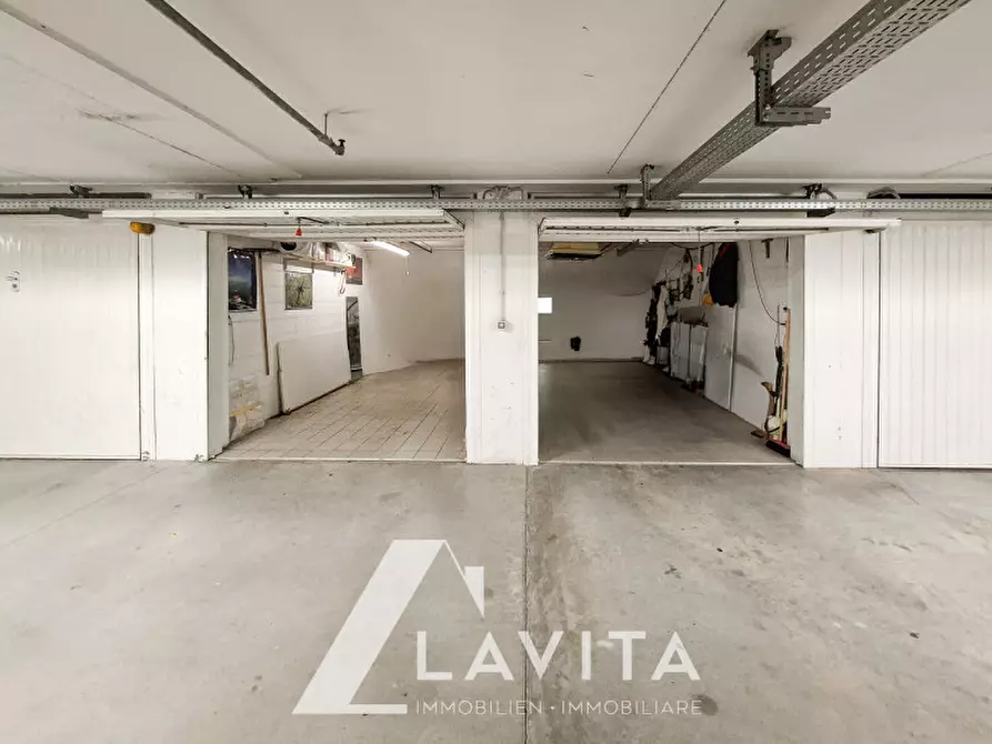 Immagine 38 di Appartamento in vendita  in Via Resia - Reschenstraße a Bolzano