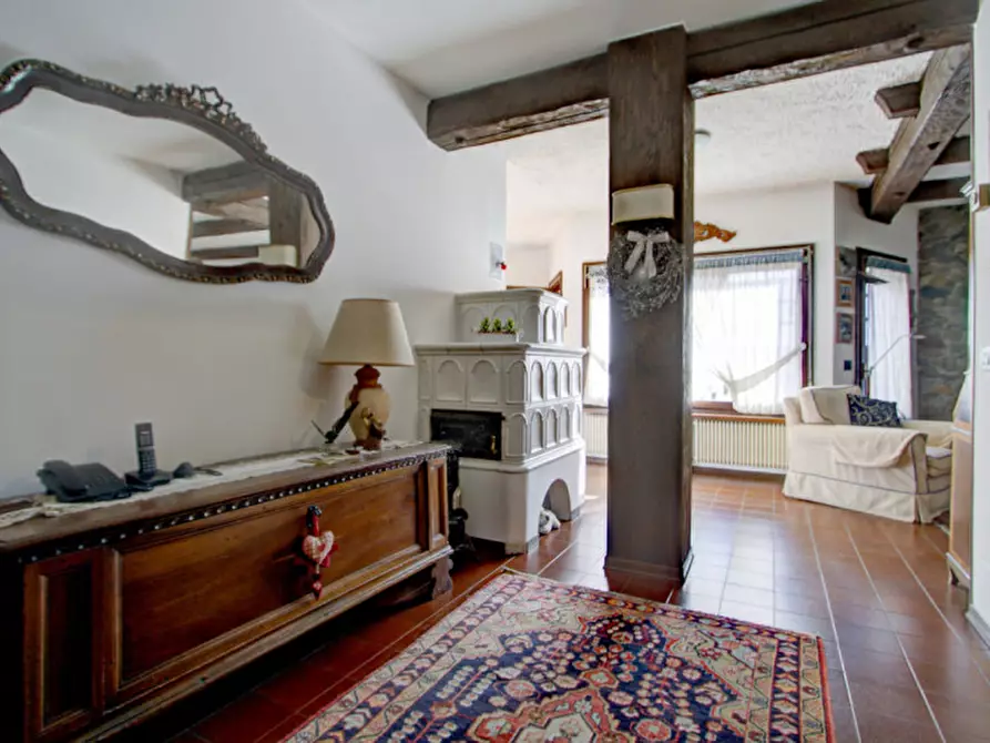 Immagine 8 di Appartamento in vendita  in Via Enrico Toti, 10 a Pinzolo