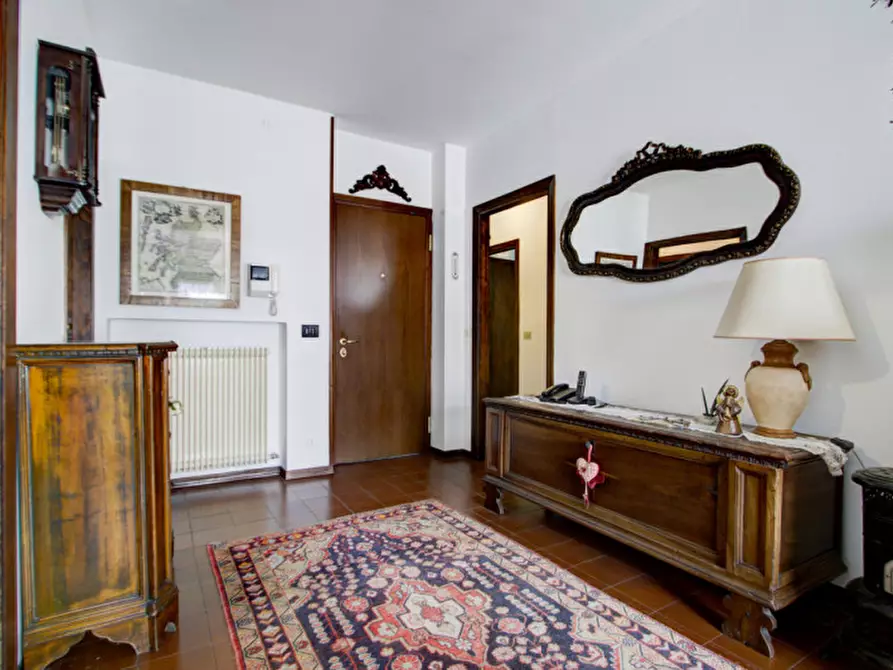 Immagine 10 di Appartamento in vendita  in Via Enrico Toti, 10 a Pinzolo