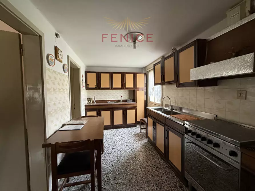 Immagine 6 di Casa bifamiliare in vendita  in Via Sante Cettolini 6 a Conegliano