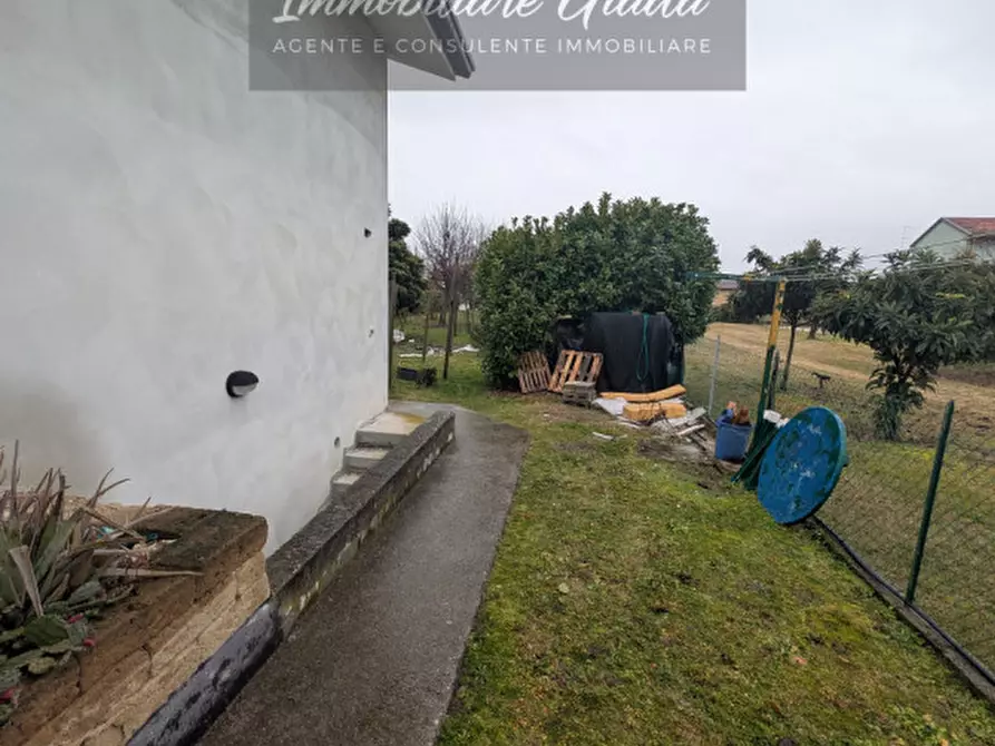 Immagine 9 di Casa indipendente in vendita  a Godega Di Sant'urbano