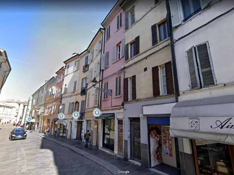 Immagine 1 di Camera in affitto  in Strada Farini, 78 a Parma