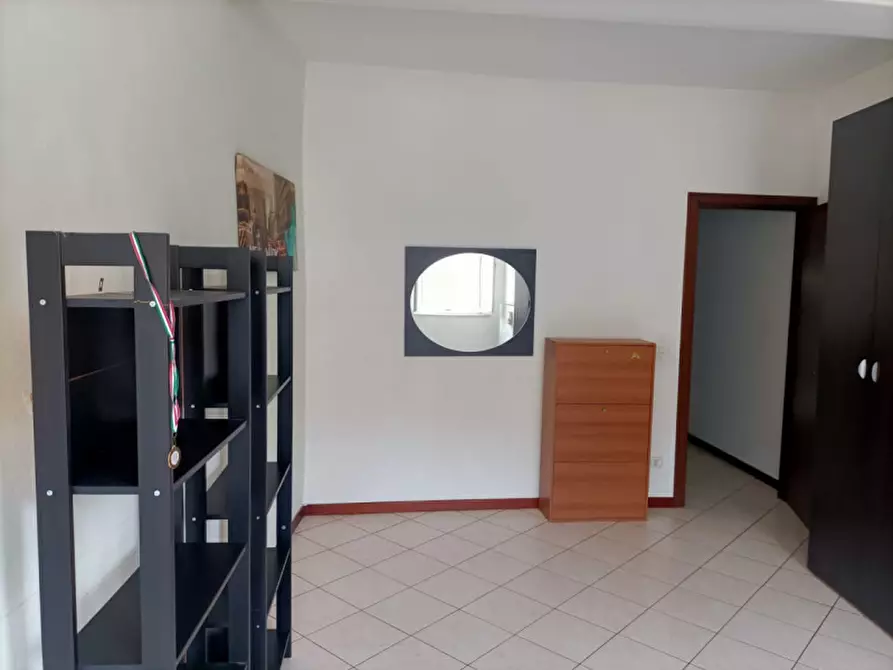 Immagine 5 di Camera in affitto  in Strada Farini, 78 a Parma