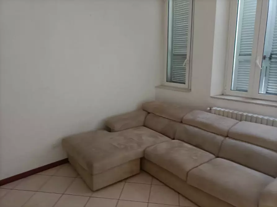 Immagine 6 di Camera in affitto  in Strada Farini, 78 a Parma