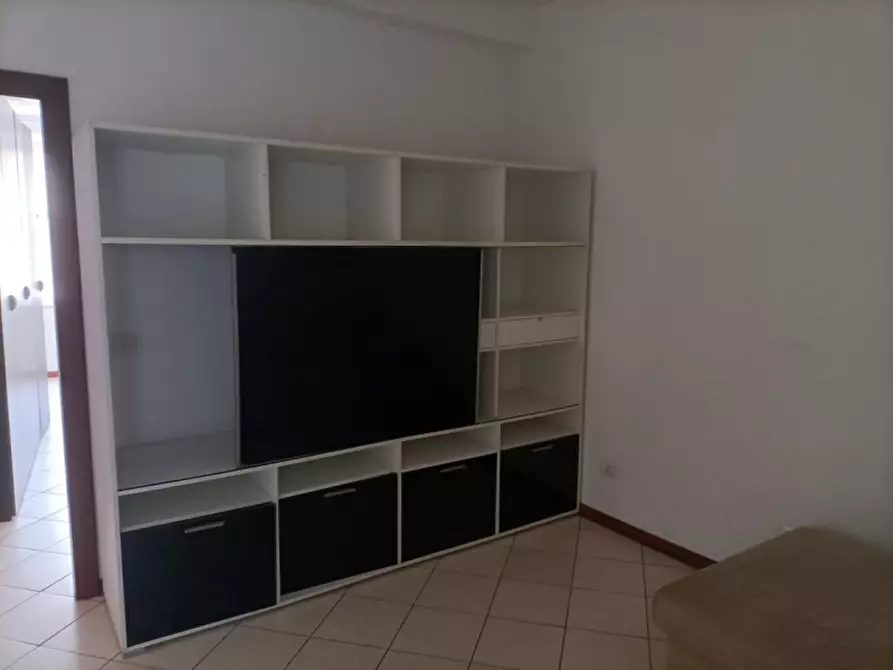 Immagine 7 di Camera in affitto  in Strada Farini, 78 a Parma