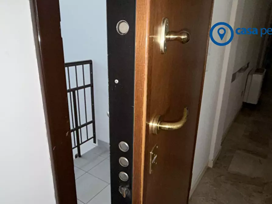 Immagine 3 di Ufficio in vendita  in Via Einuadi, 3 a Rovigo