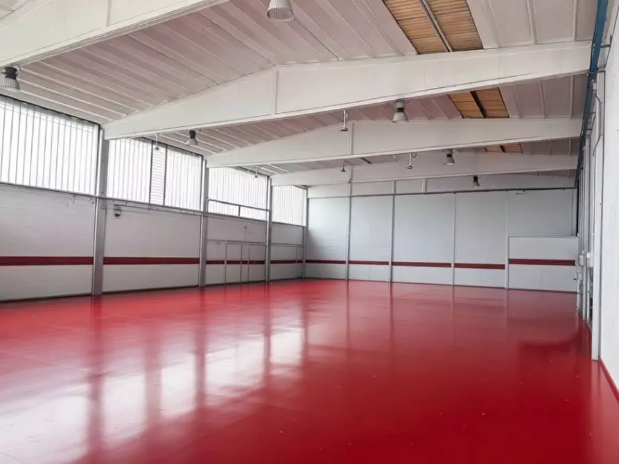 Immagine 2 di Capannone industriale in affitto  in Viale dell'Industria a San Martino Buon Albergo