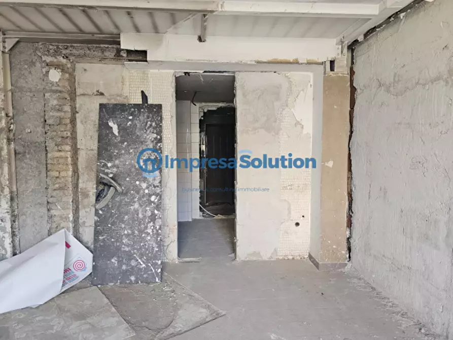 Immagine 7 di Negozio in affitto  in Largo Alessandro Lala a Napoli