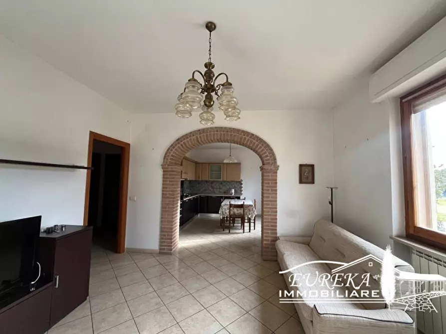 Immagine 5 di Appartamento in vendita  in Via Roma 152 a Castiglione Del Lago