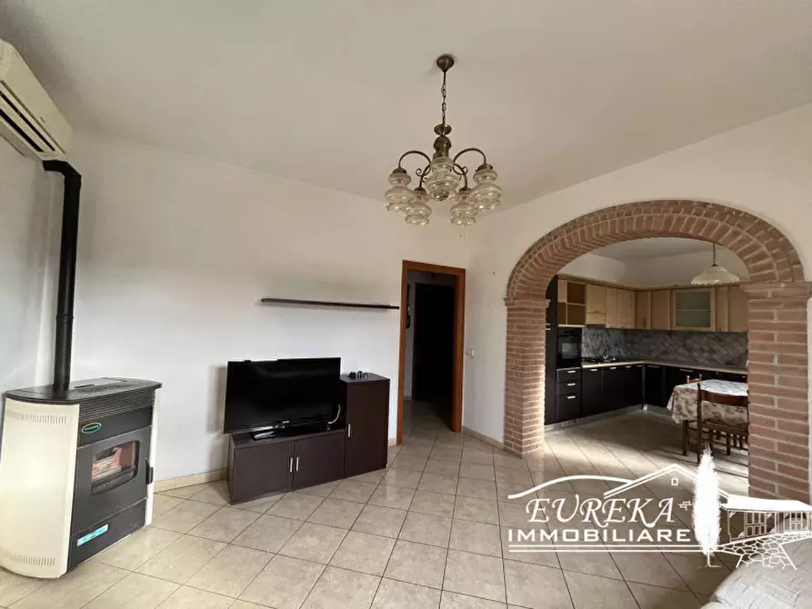 Immagine 7 di Appartamento in vendita  in Via Roma 152 a Castiglione Del Lago