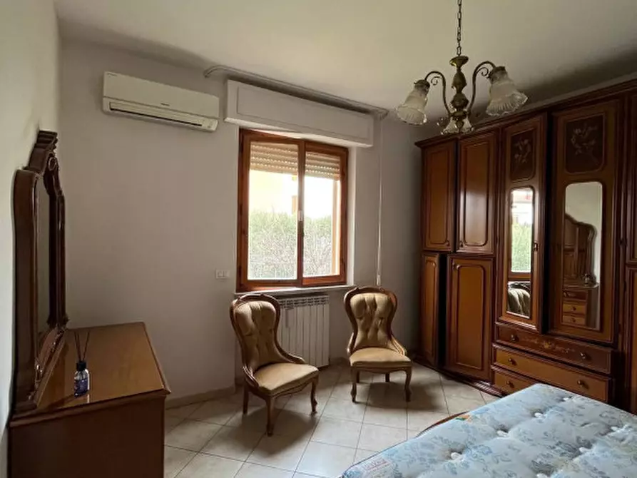 Immagine 16 di Appartamento in vendita  in Via Roma 152 a Castiglione Del Lago