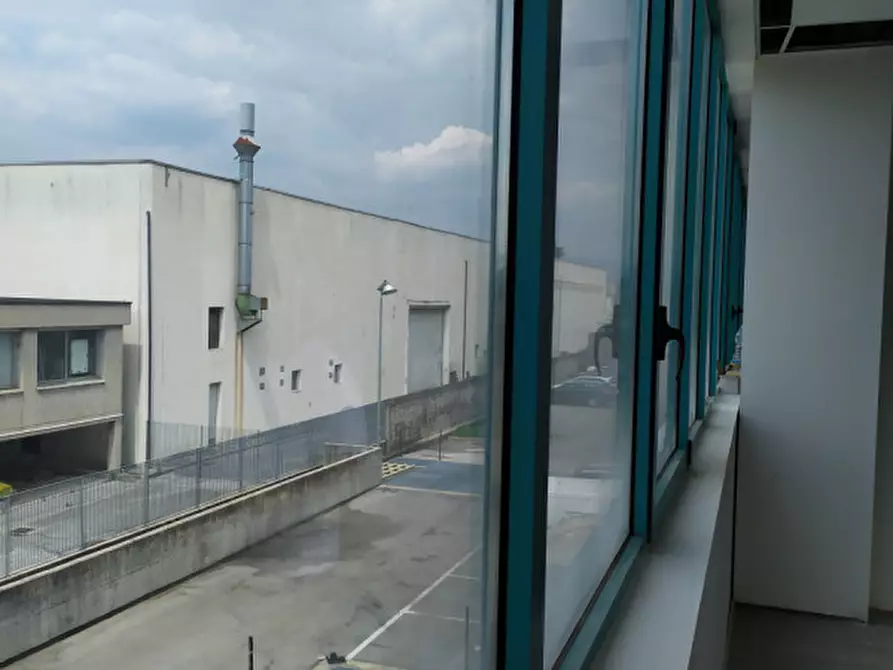 Immagine 8 di Ufficio in vendita  in Via Gombe a Thiene