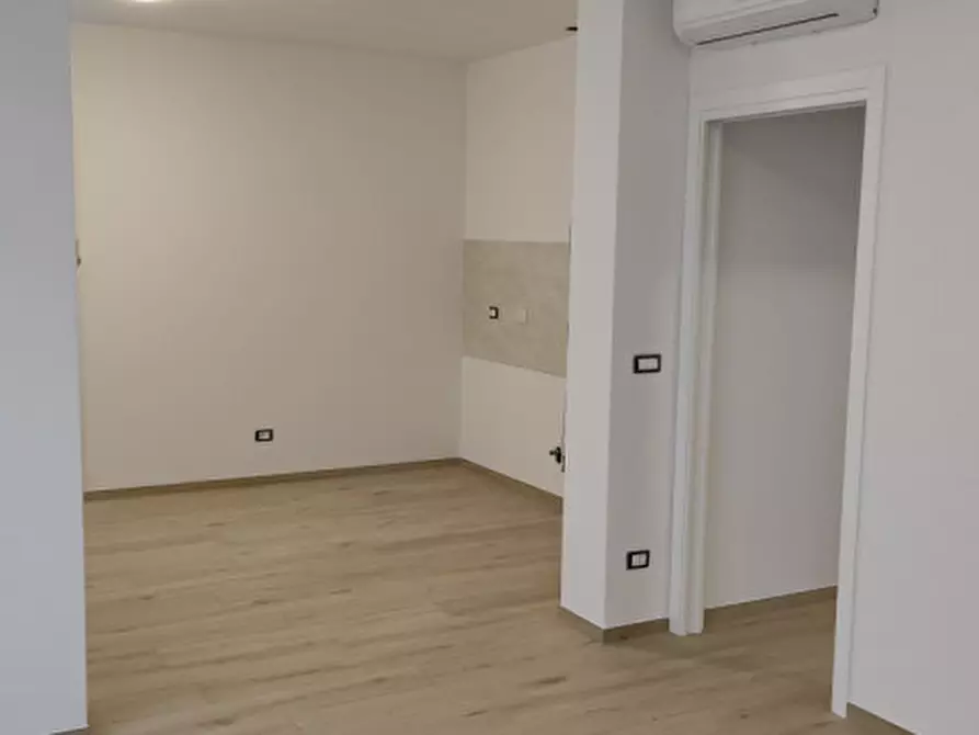 Immagine 1 di Appartamento in affitto  in Via Carlo Jussi a San Lazzaro Di Savena