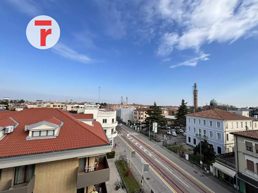 Immagine 1 di Appartamento in vendita  in Via Domenico Piacentino a Padova