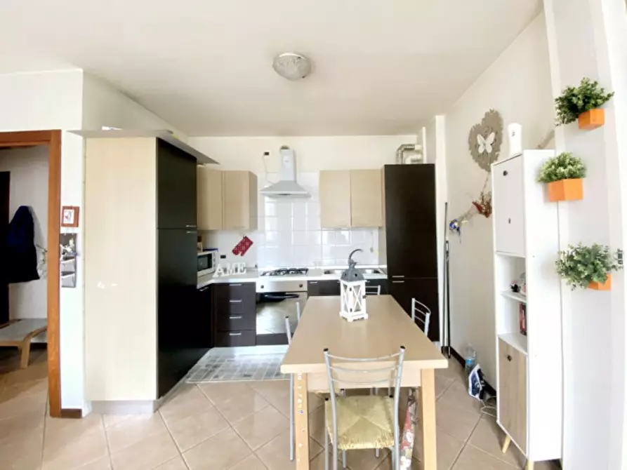 Immagine 1 di Appartamento in vendita  in Via Principe Umberto a Este