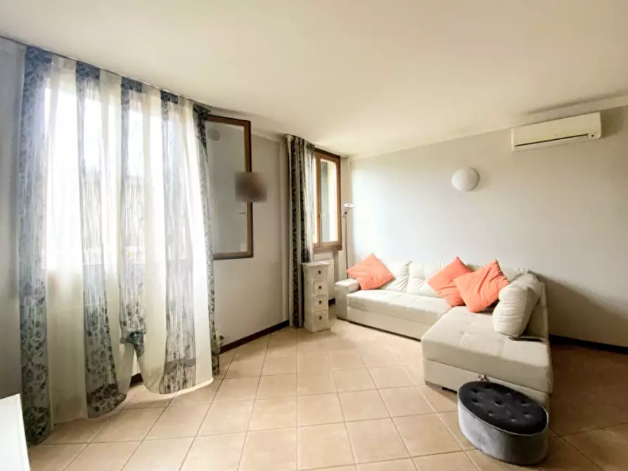 Immagine 4 di Appartamento in vendita  in Via Principe Umberto a Este