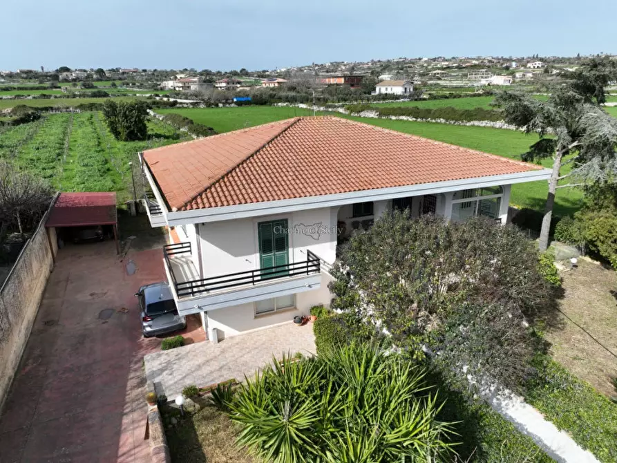 Immagine 2 di Casa indipendente in vendita  a Modica