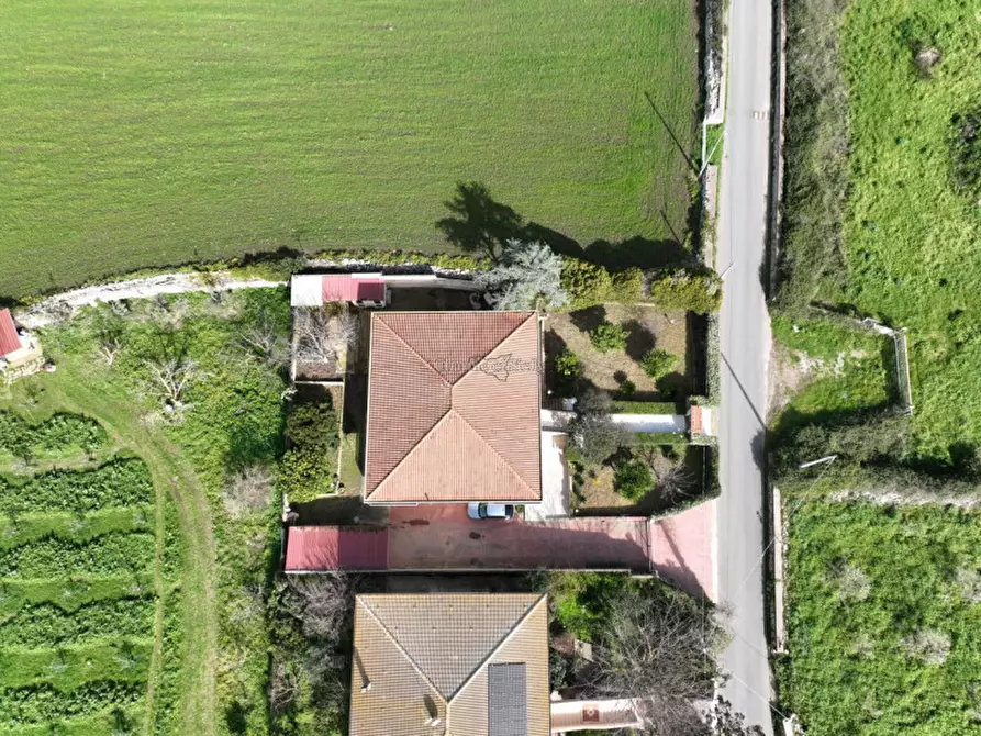 Immagine 4 di Casa indipendente in vendita  a Modica