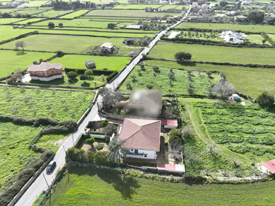 Immagine 9 di Casa indipendente in vendita  a Modica