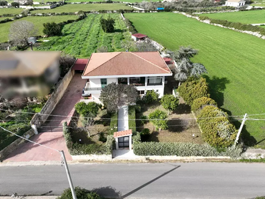 Immagine 12 di Casa indipendente in vendita  a Modica