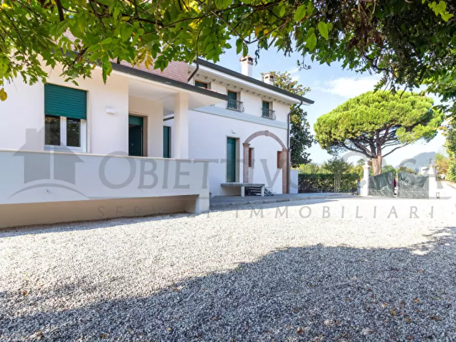 Immagine 1 di Appartamento in vendita  in Vicolo Cassino a Abano Terme