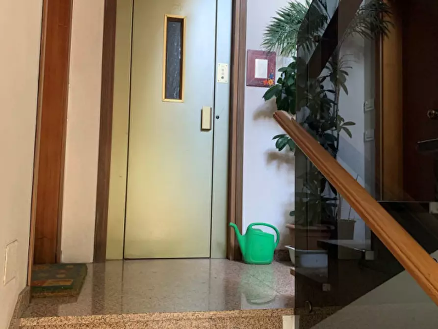 Immagine 43 di Appartamento in vendita  in via Antonio Tonzig a Padova