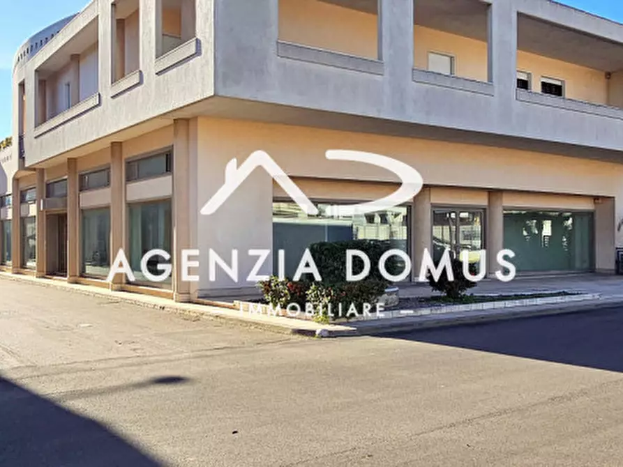 Immagine 1 di Negozio in affitto  in via ugento 59 a Racale