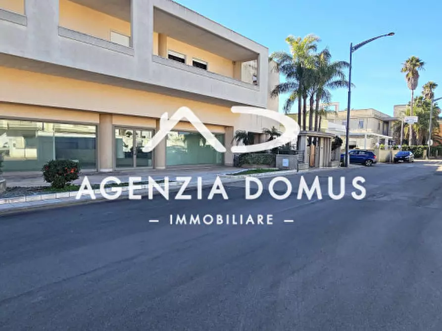 Immagine 3 di Negozio in affitto  in via ugento 59 a Racale