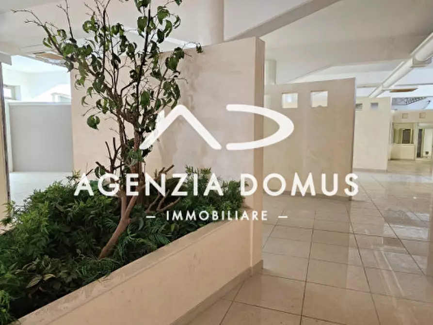 Immagine 14 di Negozio in affitto  in via ugento 59 a Racale