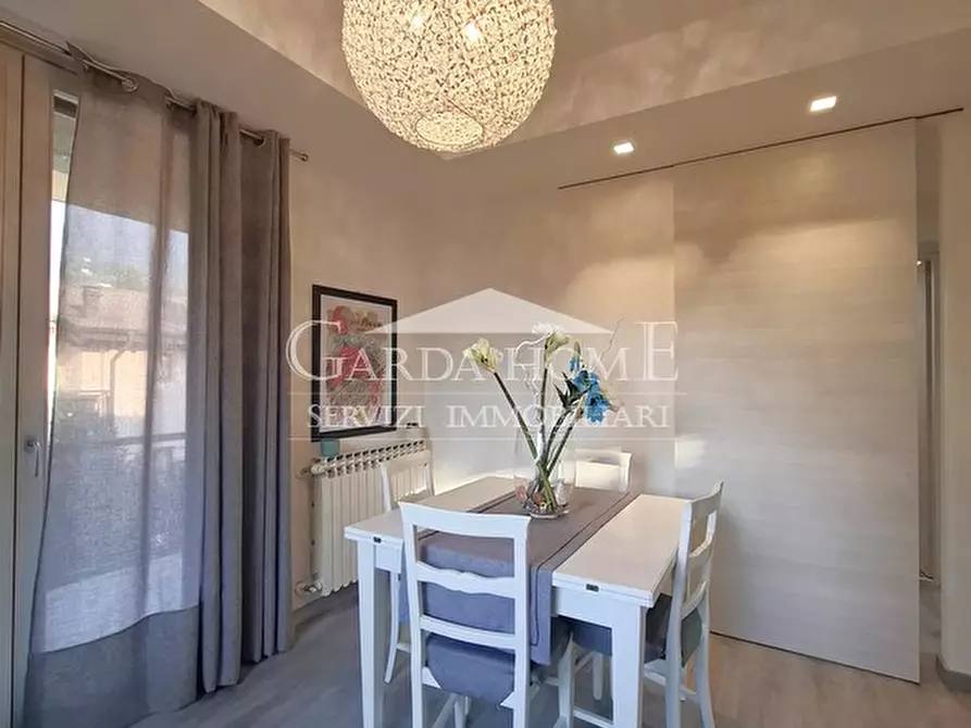 Immagine 6 di Appartamento in vendita  in Viale Ugo Foscolo a Toscolano-Maderno