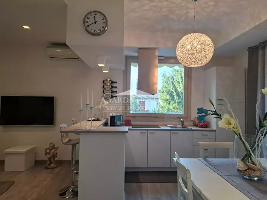 Immagine 9 di Appartamento in vendita  in Viale Ugo Foscolo a Toscolano-Maderno