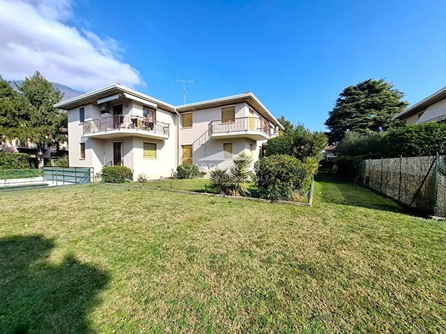 Immagine 24 di Appartamento in vendita  in Viale Ugo Foscolo a Toscolano-Maderno