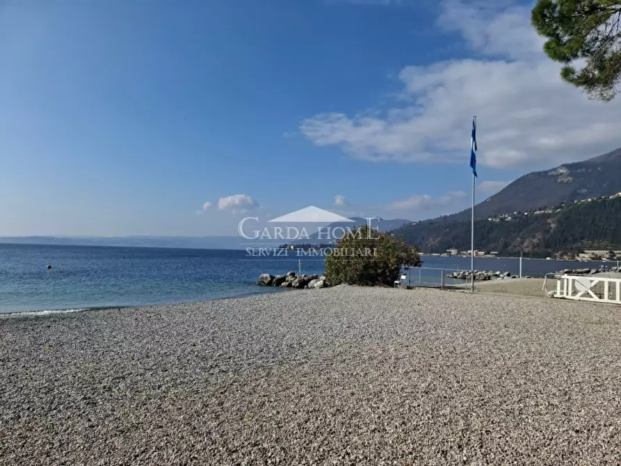 Immagine 25 di Appartamento in vendita  in Viale Ugo Foscolo a Toscolano-Maderno