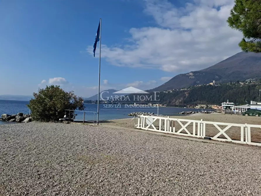 Immagine 26 di Appartamento in vendita  in Viale Ugo Foscolo a Toscolano-Maderno