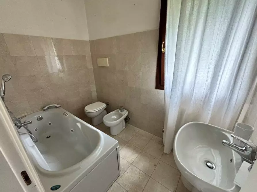 Immagine 8 di Appartamento in vendita  in Via Ongarine, 41 a Paese